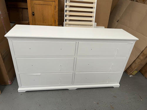 FAIRFORD SOFT WHITE
6 Drawer Large Chest Quality Furniture Clearance Ltd