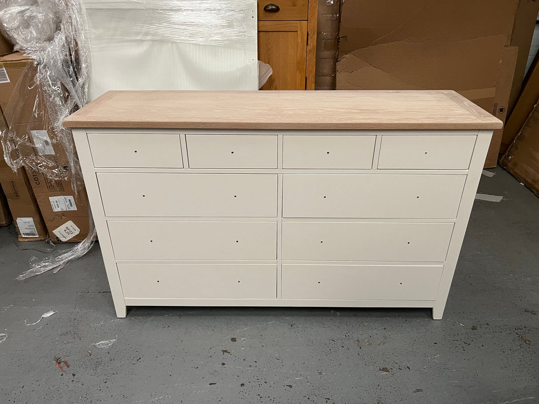 CHESTER CLASSIC CREAM
10 Drawer Chest