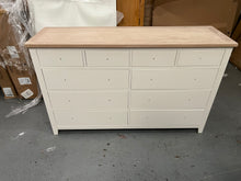 Load image into Gallery viewer, CHESTER CLASSIC CREAM
10 Drawer Chest
