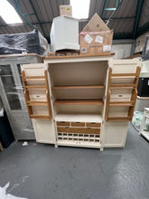 Load image into Gallery viewer, SUSSEX COTSWOLD CREAM
Double Larder Quality Furniture Clearance Ltd
