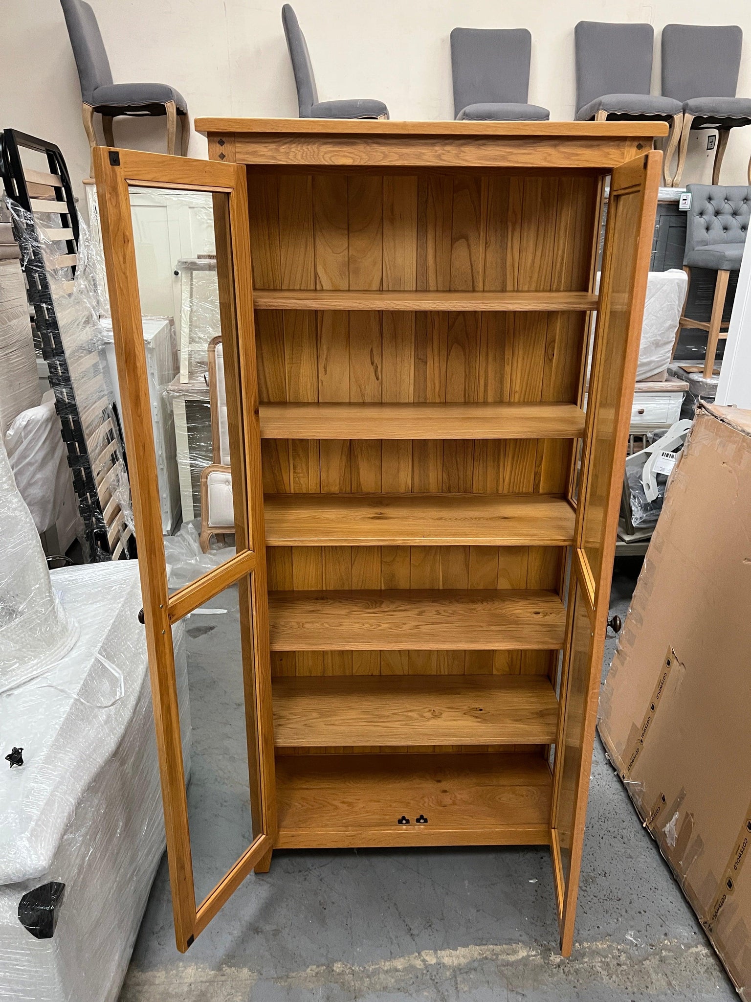 Cotswold oakland store bookcase