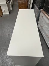 Load image into Gallery viewer, Wilmslow Grey Painted 6 Drawer Chest Quality Furniture Clearance Ltd
